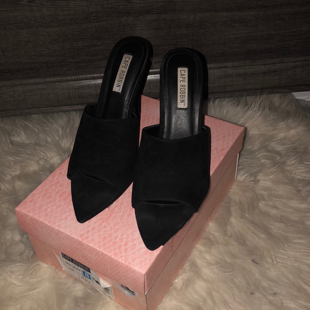 Black heels